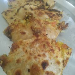 A picture of Cauliflower cheese paratha.