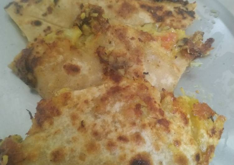 Easiest Way to Prepare Any-night-of-the-week Cauliflower cheese paratha