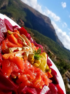 صورة لوصفة سلطة شمندر مع المخللات وخضار اخرى🥕🥔🐼🌺👍