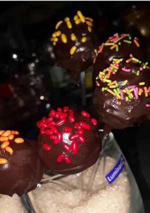 A picture of Cake pops.