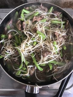 Hình của món Lòng gà xào giá+đậu đũa.