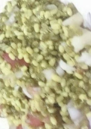 A picture of Moong sprouts.