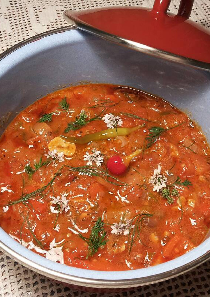 Una foto de Salsa de tomate a la mediterránea