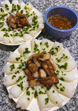Hình của món Bánh Hỏi Thịt Ba Chỉ Nướng.