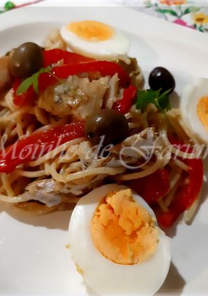 Foto de Esparguete com bacalhau à portuguesa
