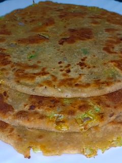 लौकी के पराठे रेसिपी मुख्य फोटो