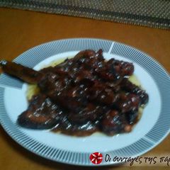 A picture of Octopus with honey.