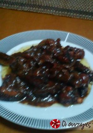A picture of Octopus with honey.