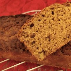 A picture of Apple Banana Loaf.