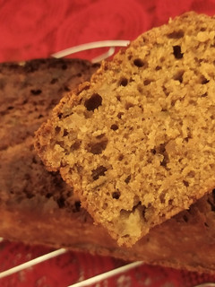 A picture of Apple Banana Loaf.