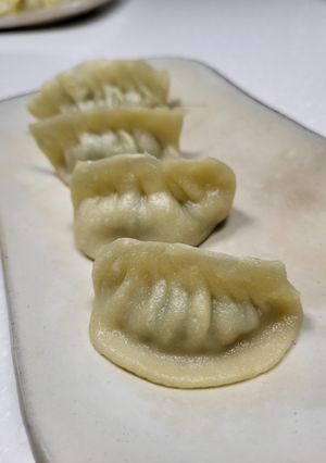 小白菜豬肉蒸餃(餃皮燙麵法） 的食譜成品照片