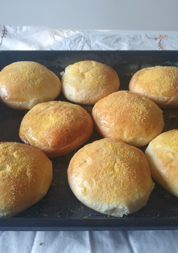 Una foto de Como hacer un buen pan de hamburguesa