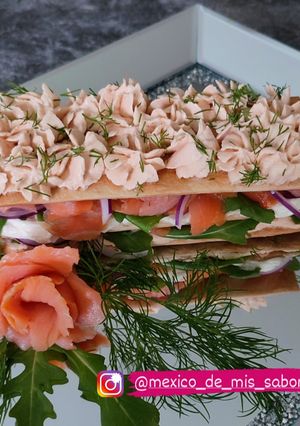 Una foto de 💥 MIL HOJAS DE SALMÓN CON CHIPOTLE CHEESE 💥