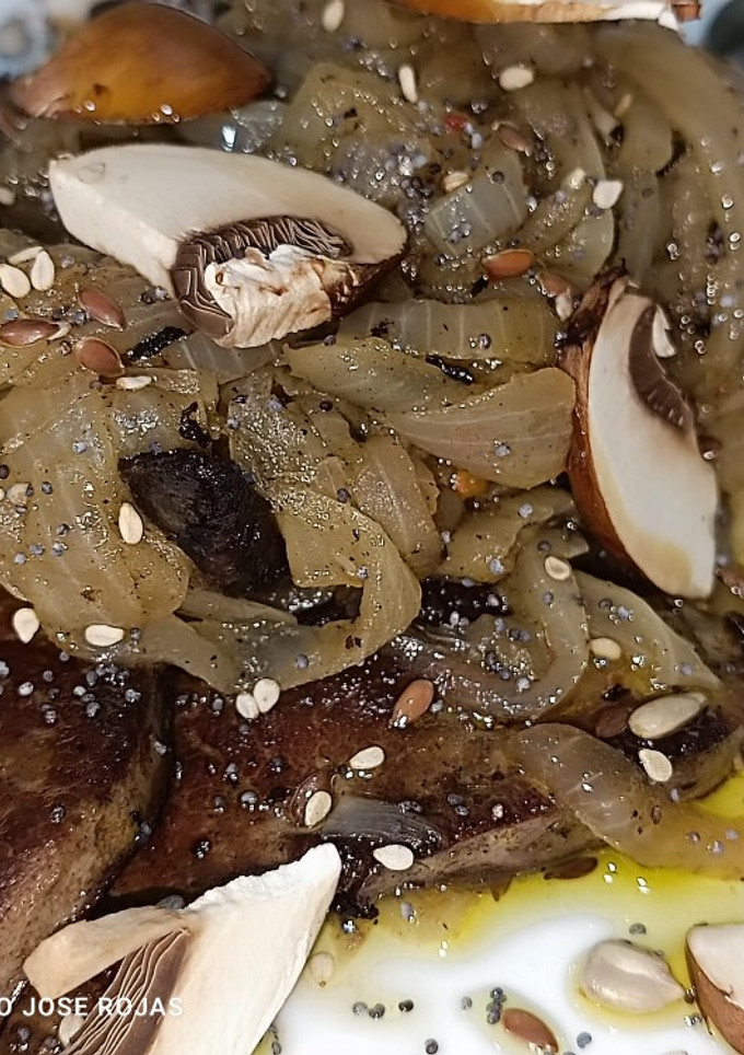 Una foto de Hígado de cordero con cebolla