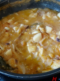 Una foto de Sepia encebollada