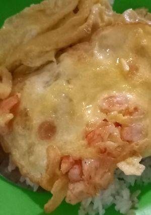Hình của món Trứng 🍳 tôm 🦐 chiên bơ.