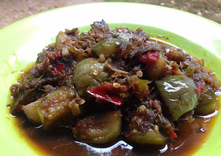 YUK DICOBA! Resep Rahasia Sambalado TERIKANPAT(Terong Ikan Asin Sepat)