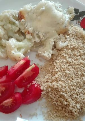 Sajtos-tejfölös sült karfiol recept fotója