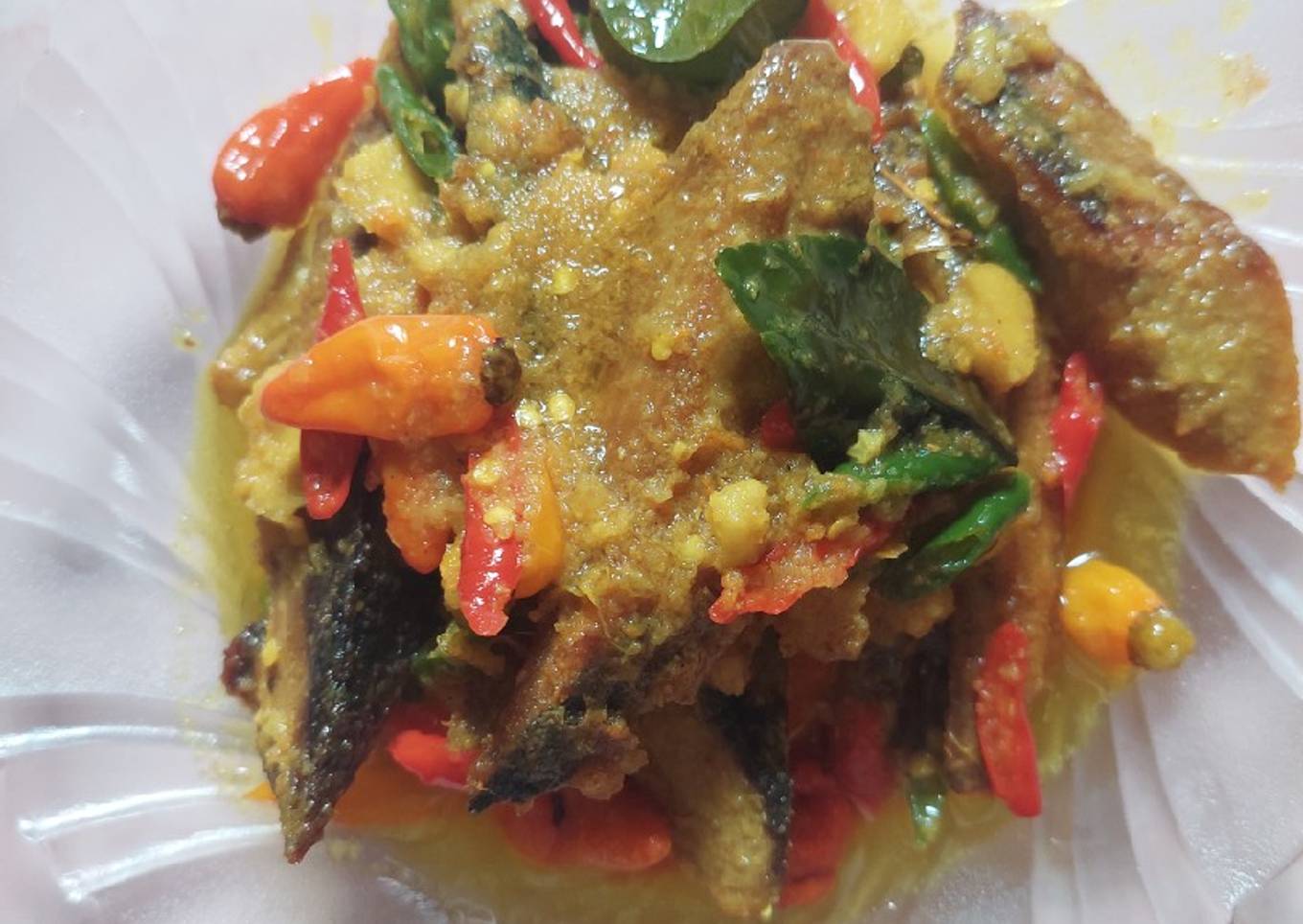 Tongkol pindang bumbu kuning