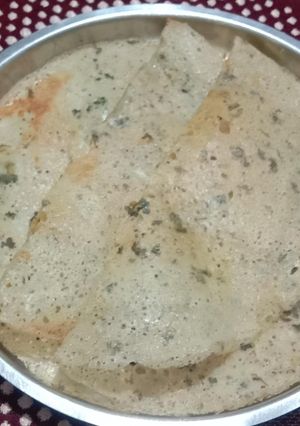 રવા ઢોસા (Rava Dosa Recipe In Gujarati) રેસીપી મુખ્ય ફોટો