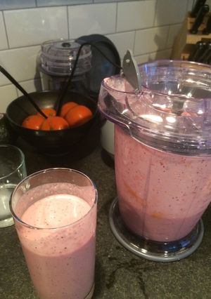 A picture of Breakfast smoothie.