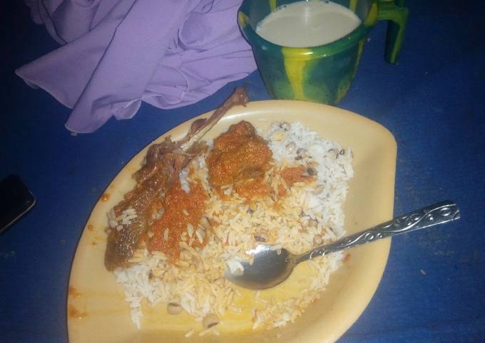 Rice and stew with my cold kunu