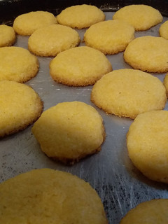 Una foto de Galletitas de polenta