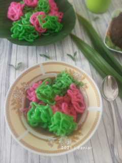Foto resep Putu Mayang