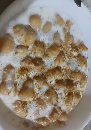 A picture of Dahi phulki.
