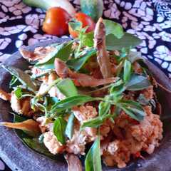 A picture of 14. Sambel tempe teri kriuukk kempo (kemangi + klopo).