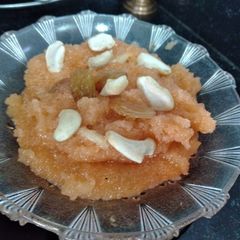 A picture of Suji ka halwa.