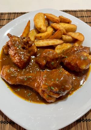 Una foto de Pollo al Pedro Ximénez
