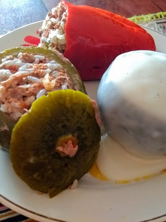 Una foto de Zapallitos o Morrones rellenos