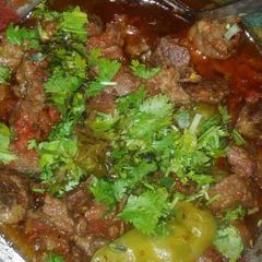 A picture of Chicken  tikka kadhai.
