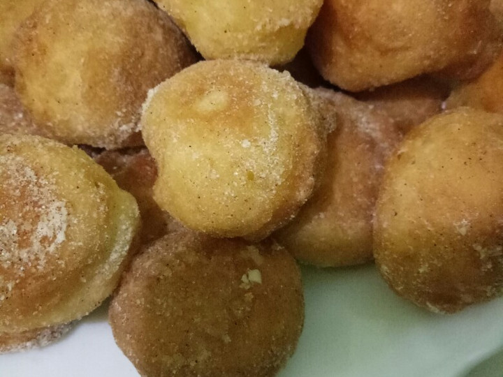 Cara Gampang Membuat Donat mini sugar cinnamon yang Bikin Ngiler