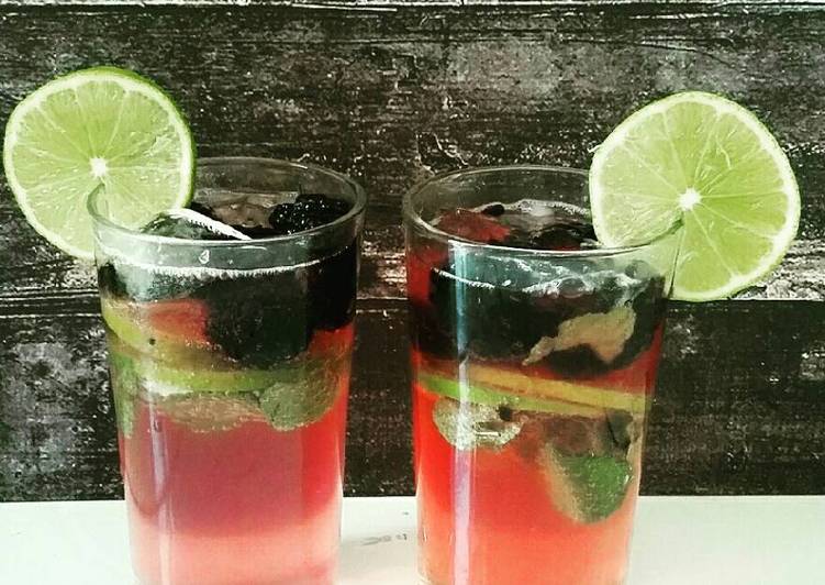 Blackberry Mojito