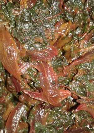 लाल साग (Lal saag recipe in Hindi) रेसिपी मुख्य फोटो