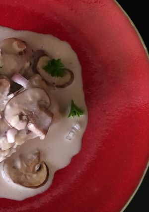 Une photo de Quenelles vegan aux champignons et cidre