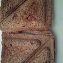 A picture of Nolen gur toast.