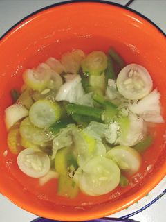 Foto resep Sayur bening timun anak kos