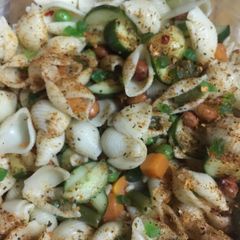 A picture of Pasta salad (boiled).