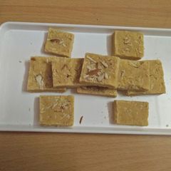 Besan ki barfi A picture of Besan ki barfi.