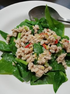 รูปของ ยำคะน้าบ้าน keto