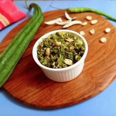 A picture of Ridge Gourd Thecha.