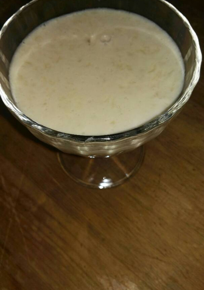 Una foto de Crema de cuajada con manzanas