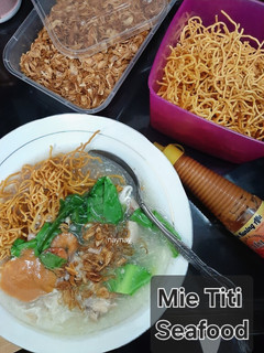 Foto resep Mie Titi Seafood (Mie Kering Khas Makassar)
