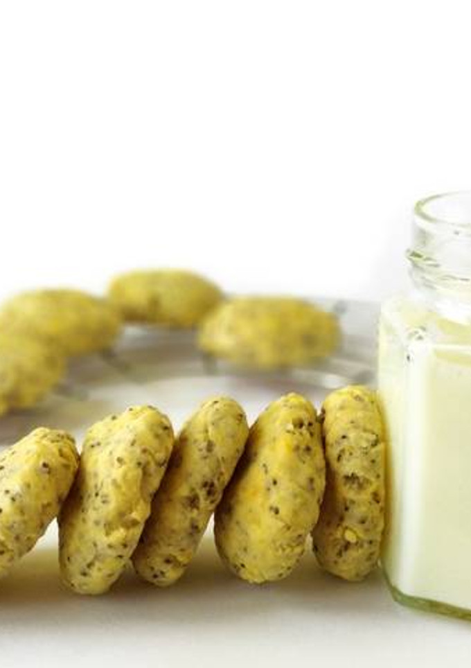 Una foto de Galletas veganas de limón y chía🍪🍋