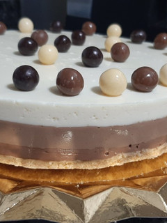 Una foto de Tarta 3 chocolates