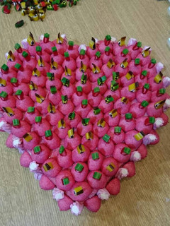 Una foto de 900. Tarta chuches emamorados «San Valentín»