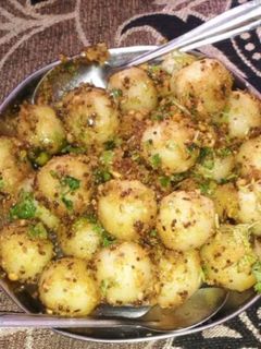 सूजी बॉल्स (Suji balls recipe in Hindi) रेसिपी मुख्य फोटो